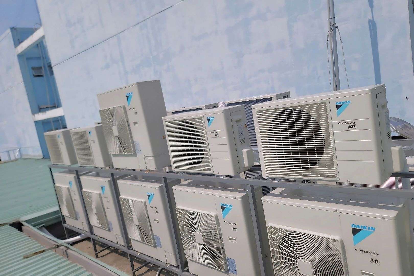 Lắp đặt máy lạnh Daikin-Ngân hàng VIB-Bình Dương-05