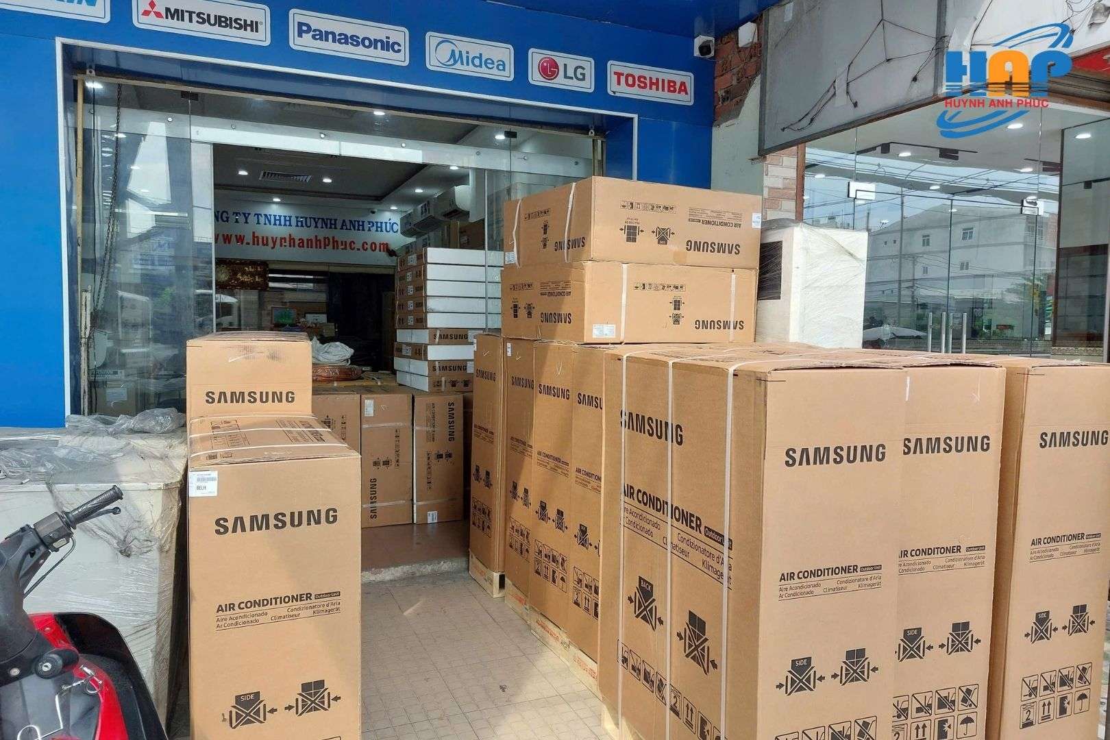 Cung cap lap dat may lanh Mitsubishi Heavy Industries va Samsung Benh vien da khoa thong nhat Dong Nai 04