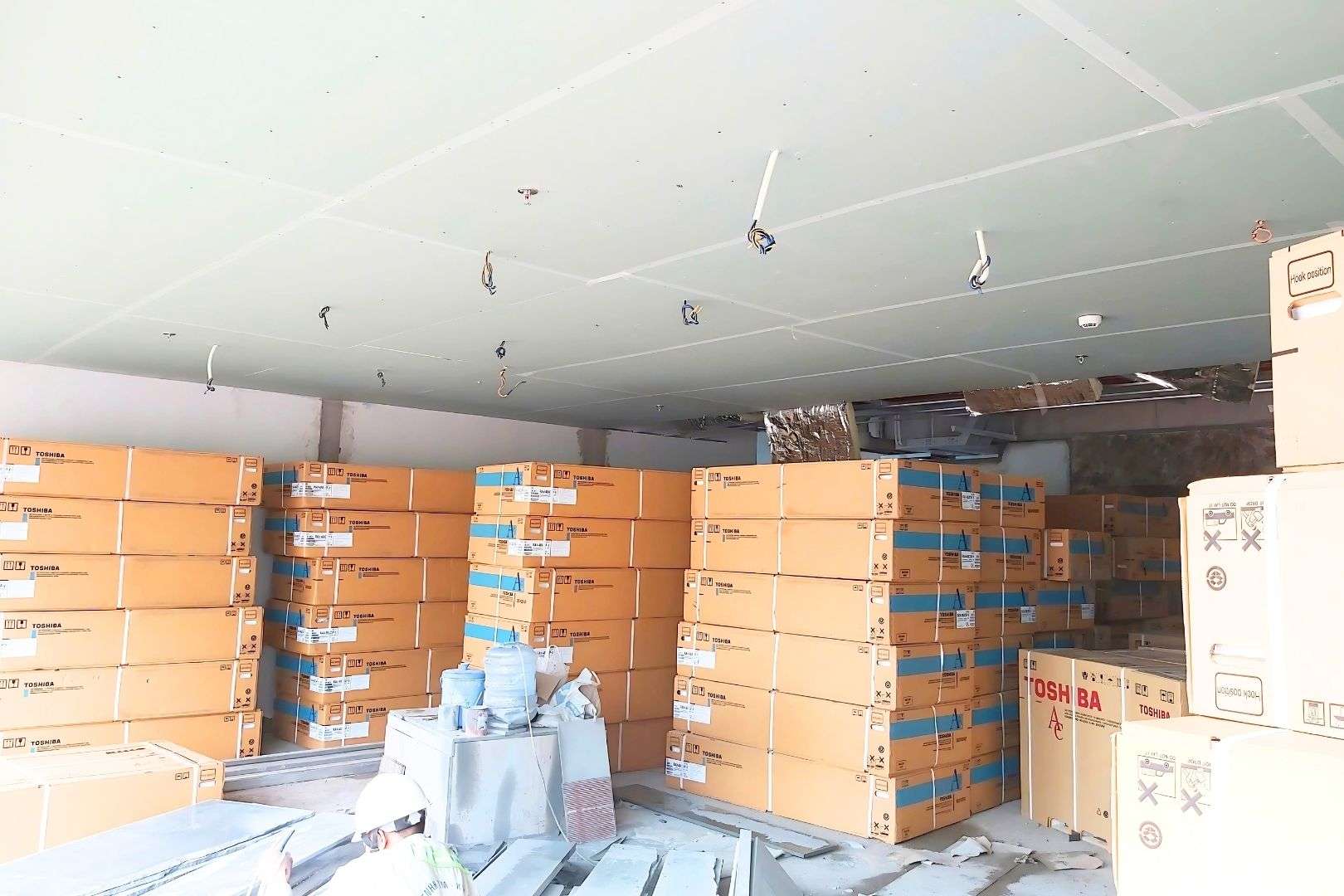 Lắp đặt máy lạnh TOSHIBA - Đại học FPT khu công nghệ cao - 03
