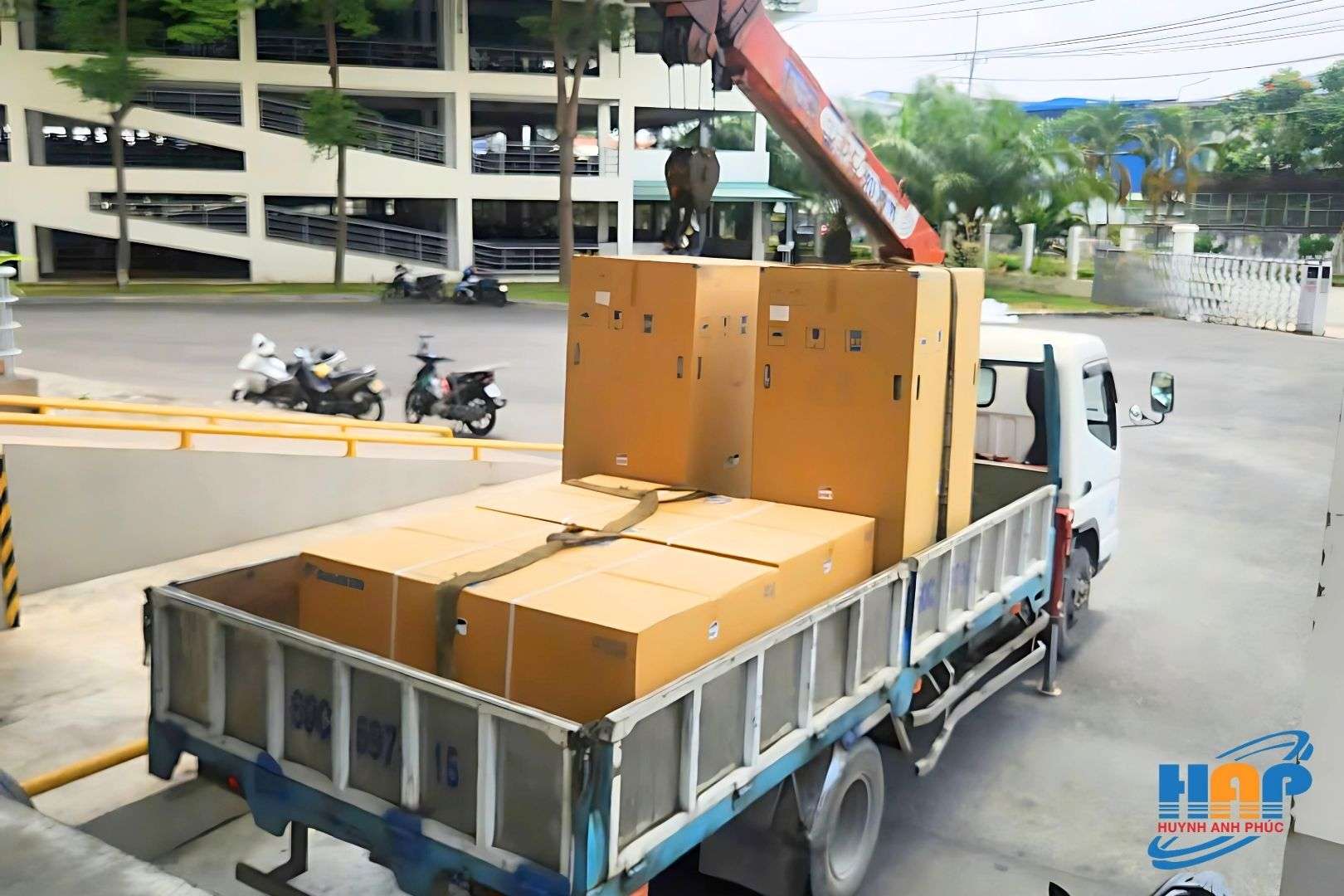 Lắp đặt máy lạnh âm trần ống gió Daikin-Nhà máy dệt quận 7-HCM-03