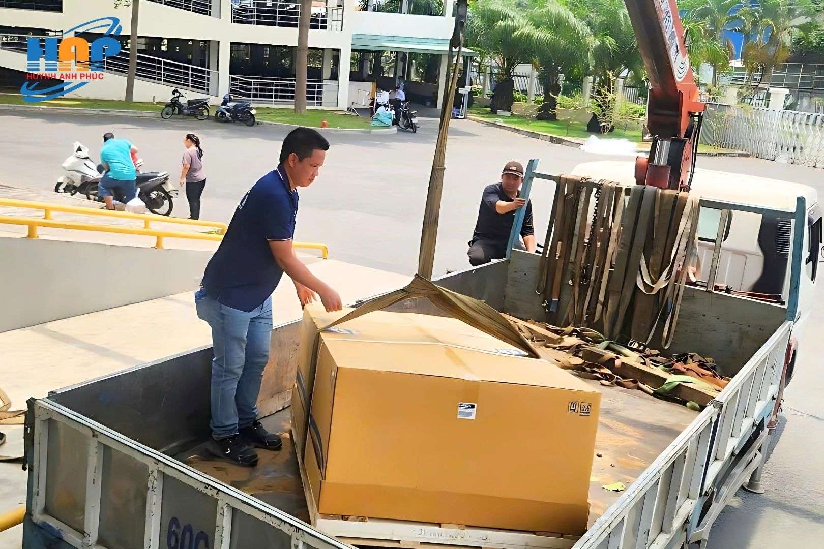 Lắp đặt máy lạnh âm trần ống gió Daikin-Nhà máy dệt quận 7-HCM-04