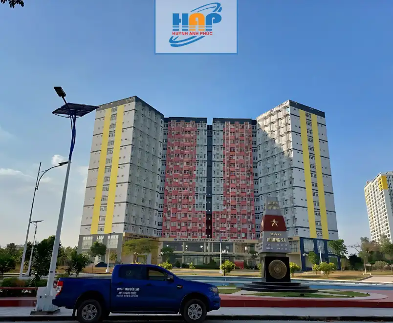 Hình ảnh về lắp đặt bảo trì điều hòa tại Đại học Quốc gia TPHCM