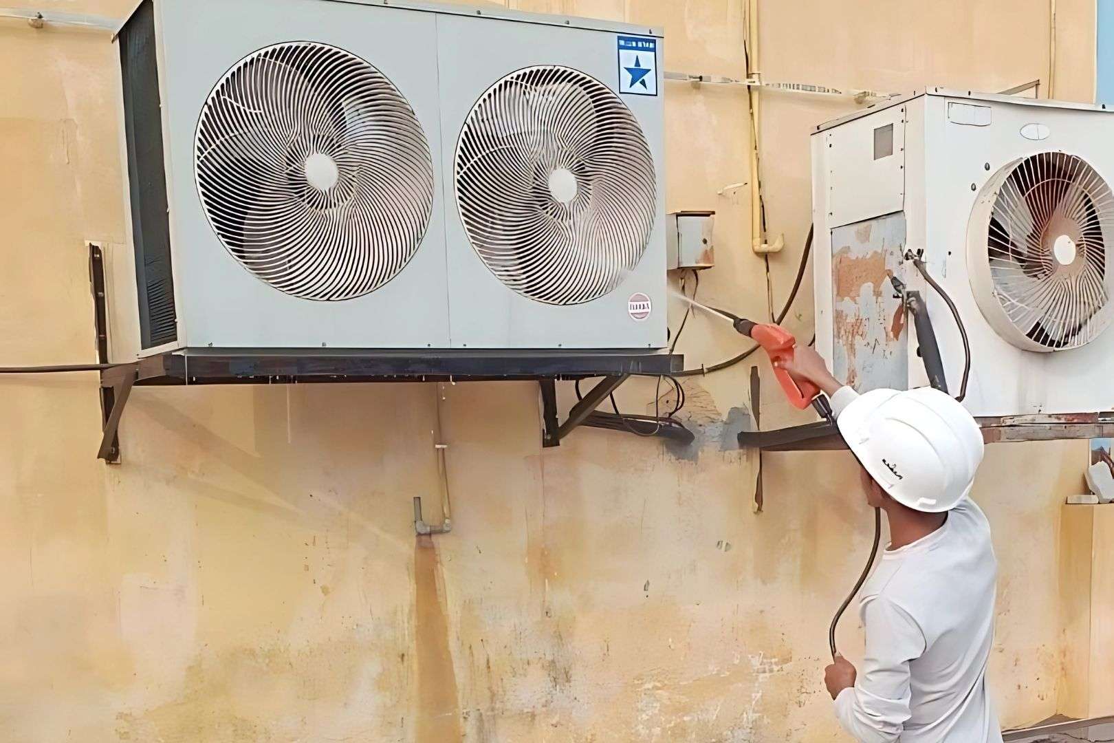 Bảo dưỡng dàn nóng điều hòa để duy trì hiệu suất cao